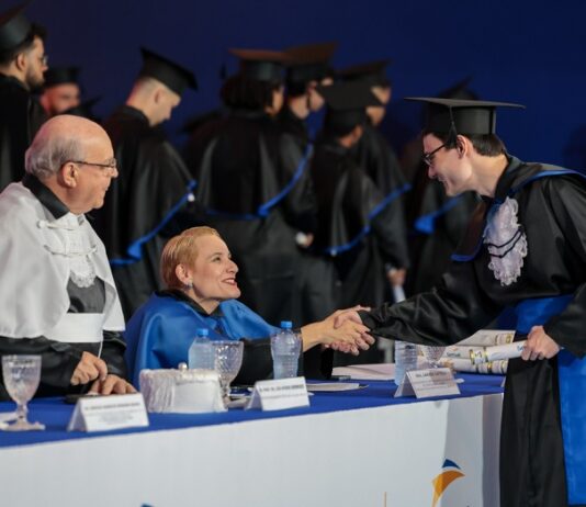Faculdade Senac celebra formatura de 205 alunos em cerimônia emocionante no Clube do Exército