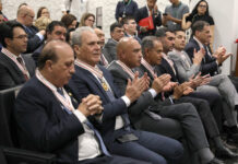 Secretários do GDF recebem Medalha do Mérito Eleitoral em homenagem no TRE-DF