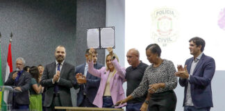 Governadora Celina Leão sanciona nova lei previdenciária da Polícia Civil do DF