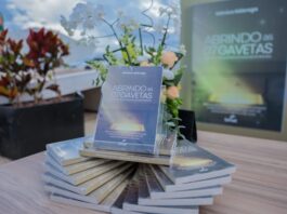 Livro “Abrindo as 7 Gavetas” é lançado na Casa de Chá e propõe reflexão sobre autoconhecimento