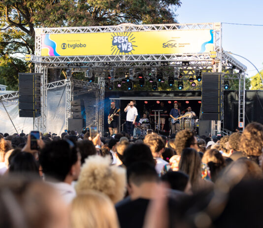 Sesc-DF reúne 16 mil pessoas na W3 Sul e mostra que acesso à cultura deve ser democrático