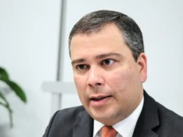 Ministros do STF votam para manter prisão de ex-presidente do BRB