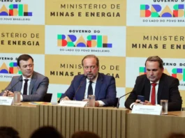 Governo anuncia subsídio para conter alta da gasolina e do diesel