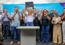 GDF assina mais de 30 ordens de serviço para o Riacho Fundo II