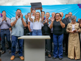 GDF assina mais de 30 ordens de serviço para o Riacho Fundo II