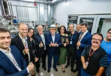 Lula defende soberania sobre minerais críticos e inaugura novas estruturas do Projeto Sirius