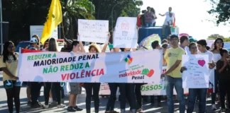CCJ da Câmara retoma debate sobre redução da maioridade penal para 16 anos