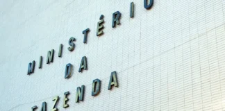 Fazenda eleva projeção da inflação para 4,5%