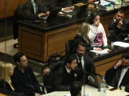 Mensagens desmontaram versão sobre Henry, diz delegado