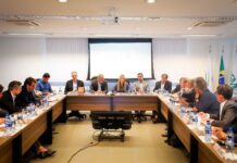 Governadora discute moradia regular e planejamento urbano com lideranças do setor imobiliário
