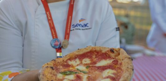 Senac-DF leva alunos ao Pizzafest Brasil e fortalece formação em pizza napolitana