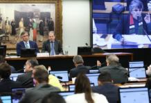CCJ da Câmara aprova PEC que reduz maioridade penal de 18 para 16 anos