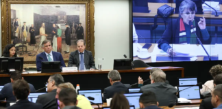 CCJ da Câmara aprova PEC que reduz maioridade penal de 18 para 16 anos