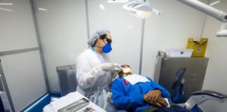 Sesc-DF e CFO realizam atendimento odontológico gratuito e defendem que sorriso saudável é direito de todos