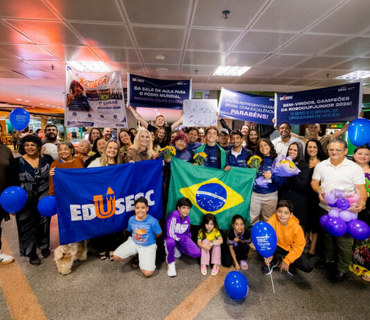 Estudantes do EduSesc recebem recepção calorosa na chegada a Brasília