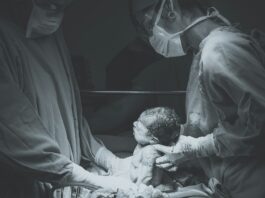 Hemorragia pós-parto responde por 27% das mortes maternas no mundo, aponta OMS