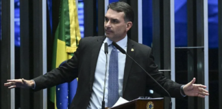 Brasil envia diplomatas para acompanhar audiência sobre tarifaço nos EUA