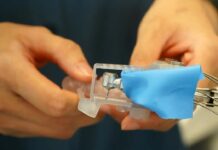 Pesquisadores desenvolvem robô em miniatura que pode realizar preparo dentário