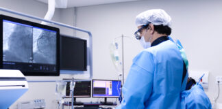 Hospital de Base passa a oferecer tecnologia inédita que evita cirurgias cardíacas mais invasivas