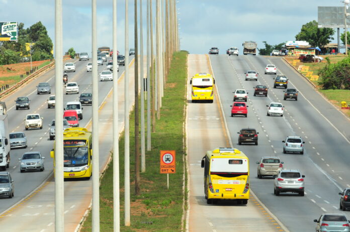 Adiada a circulação de táxis no corredor exclusivo do BRT Sul brasilia