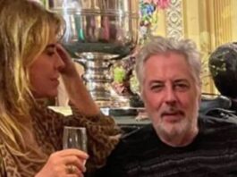 Roberto de Carvalho reaparece com ex e alimenta rumores de romance