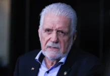 Depoimento de Jaques Wagner à Polícia Federal é adiado após pedido da defesa
