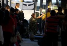 Idosos de baixa renda têm direito a desconto em passagens interestaduais de ônibus