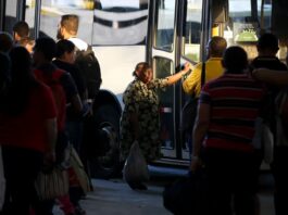 Idosos de baixa renda têm direito a desconto em passagens interestaduais de ônibus