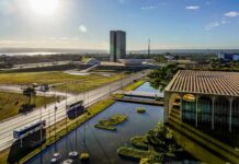Brasil rebaixa relações diplomáticas com a Argentina após ataques de Milei