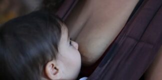 Amamentação reduz risco de infarto e AVC nas mulheres, aponta SBC