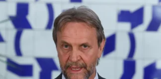 Líder do PT na Câmara está estável após AVC