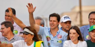 Daniel Vilela lidera com 45,6% e chega a 50,5% dos válidos