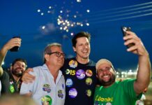 Grande carreata em Minaçu fecha giro de Daniel Vilela pelo Norte goiano