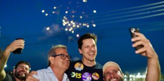 Grande carreata em Minaçu fecha giro de Daniel Vilela pelo Norte goiano