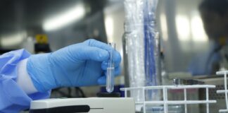Exame auxilia diagnóstico de meningite bacteriana na rede pública