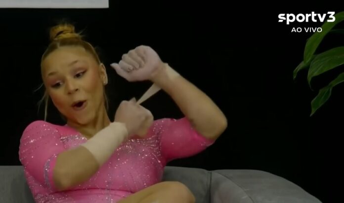 Flávia Saraiva conquista ouro nas barras assimétricas na Copa do Mundo da Hungria esporte flavia saraiva ginástica
