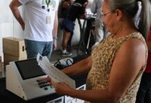 TRE-RJ distribui 1,4 milhão de colas eleitorais para as Eleições 2026