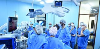 Celina anuncia 2,1 mil cirurgias ortopédicas no DF