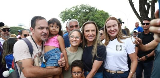 Celina mira educação integral em todas as escolas
