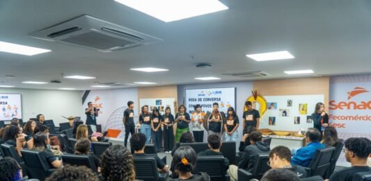 Alunos do Senac-DF debatem culturas indígenas e desafios no mercado de trabalho