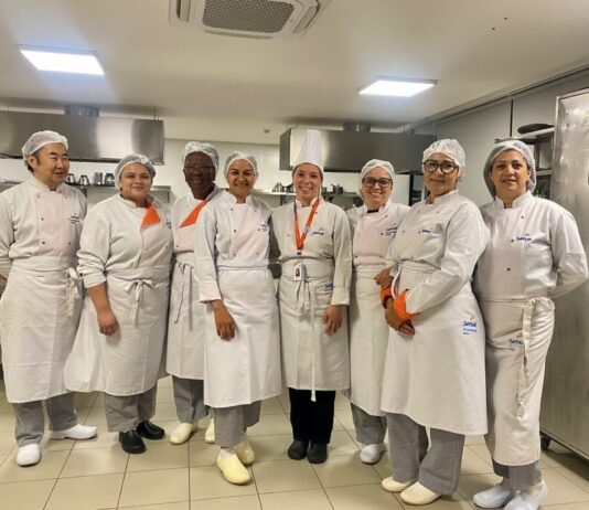 Estudantes de Gastronomia do Senac-DF concluem curso com a realização de menu degustação