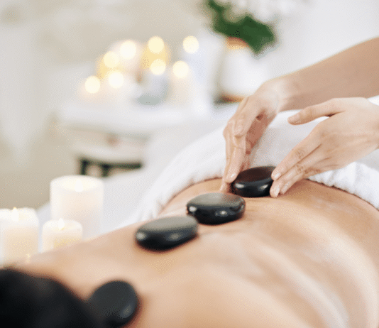 Senac-DF oferece massagens gratuitas de 27 a 30 de outubro no SCS