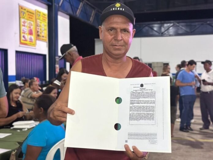 Demorou, mas chegou! Agehab põe fim à espera de 70 anos por escrituras em Acreúna goias