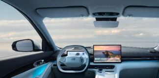 Geely fecha parceria com Google para integrar Gemini aos carros a partir de 2027
