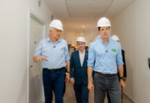Daniel Vilela vistoria obras do novo Hugo e garante funcionamento em 2027